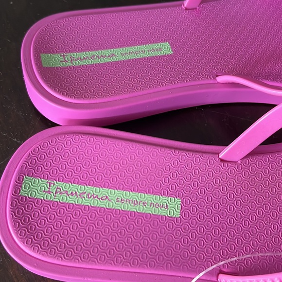 Ipanema Solar Slide in Lilac Pink color - Picture 2 of 6